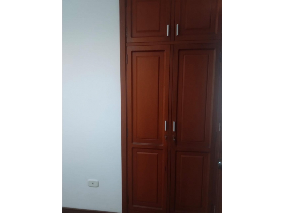 VENDO APARTAMENTO BARRIO VERACRUZ CERCA A UNICENTRO — foto 5