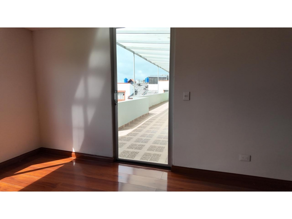 APARTAMENTO EN ARRIENDO PARA ESTABLECIMIENTO COMERCIAL — foto 6