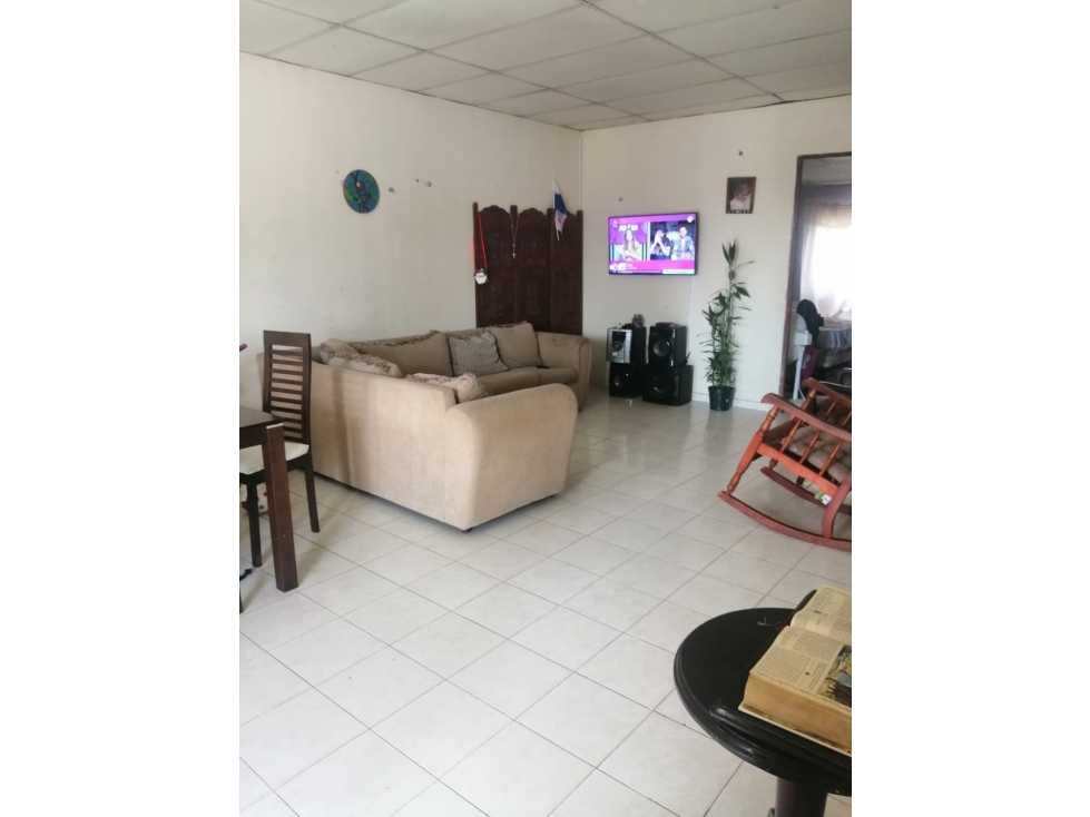 VENTA DE CASA EN VILLA DE LA SIESTA DE TOCUMEN - 2
