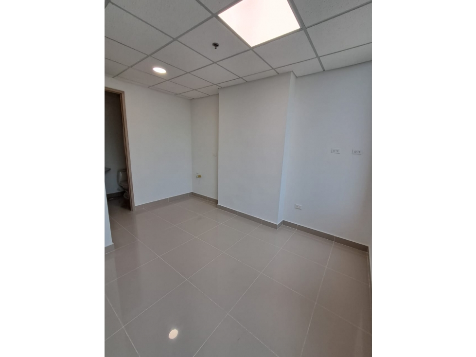 ARRIENDO CONSULTORIOS SECTOR PORTO AZUL + IVA — foto 5