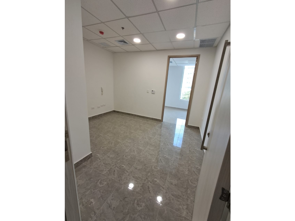 ARRIENDO CONSULTORIOS SECTOR PORTO AZUL + IVA — foto 6