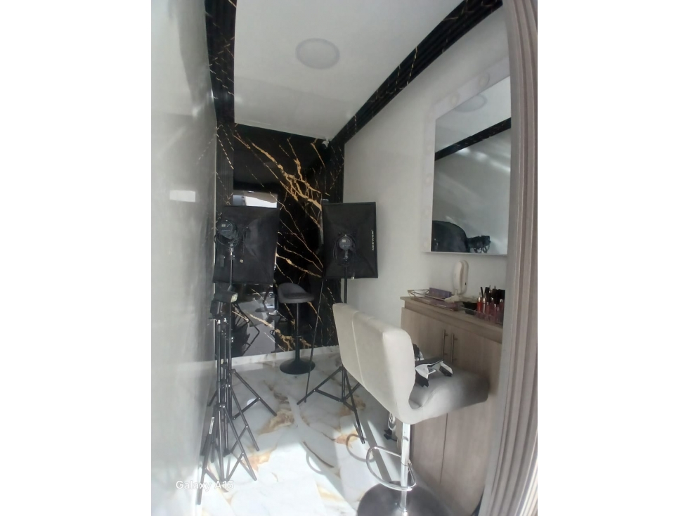 ARRIENDO CONSULTORIOS SECTOR PORTO AZUL canon+ Admon+ IVA — foto 3