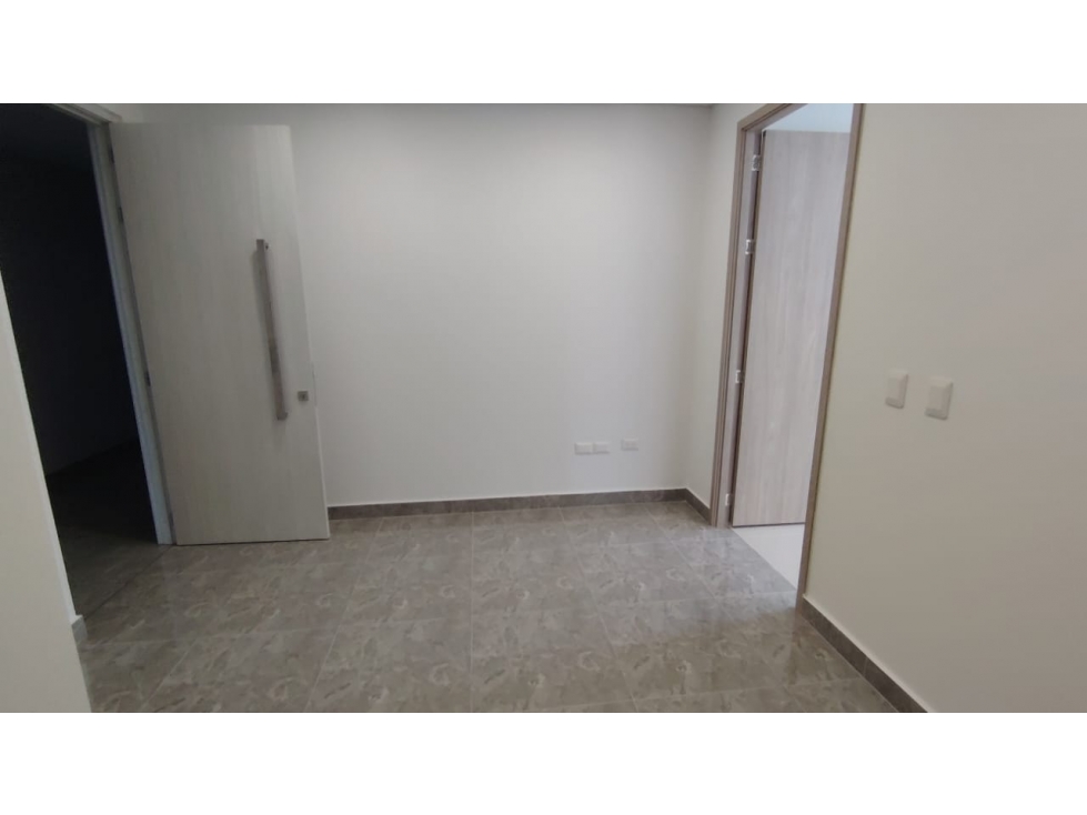 ARRIENDO CONSULTORIOS SECTOR PORTO AZUL canon+adm+IVA — foto 2