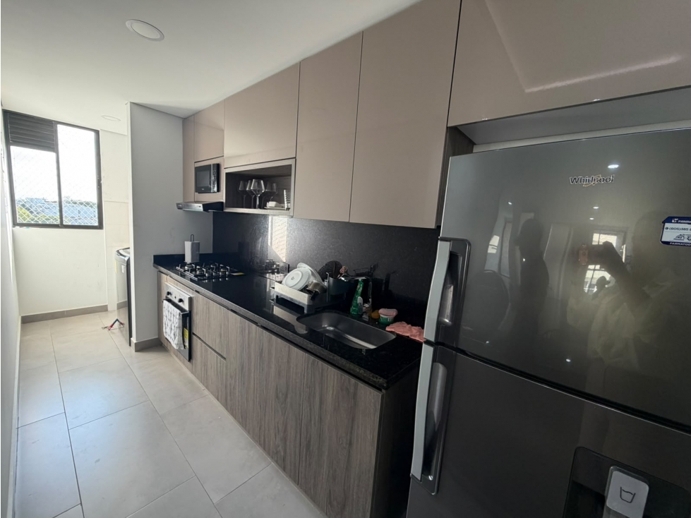 ARRIENDO APARTAMENTO AMOBLADO CIUDAD JARDIN — foto 4