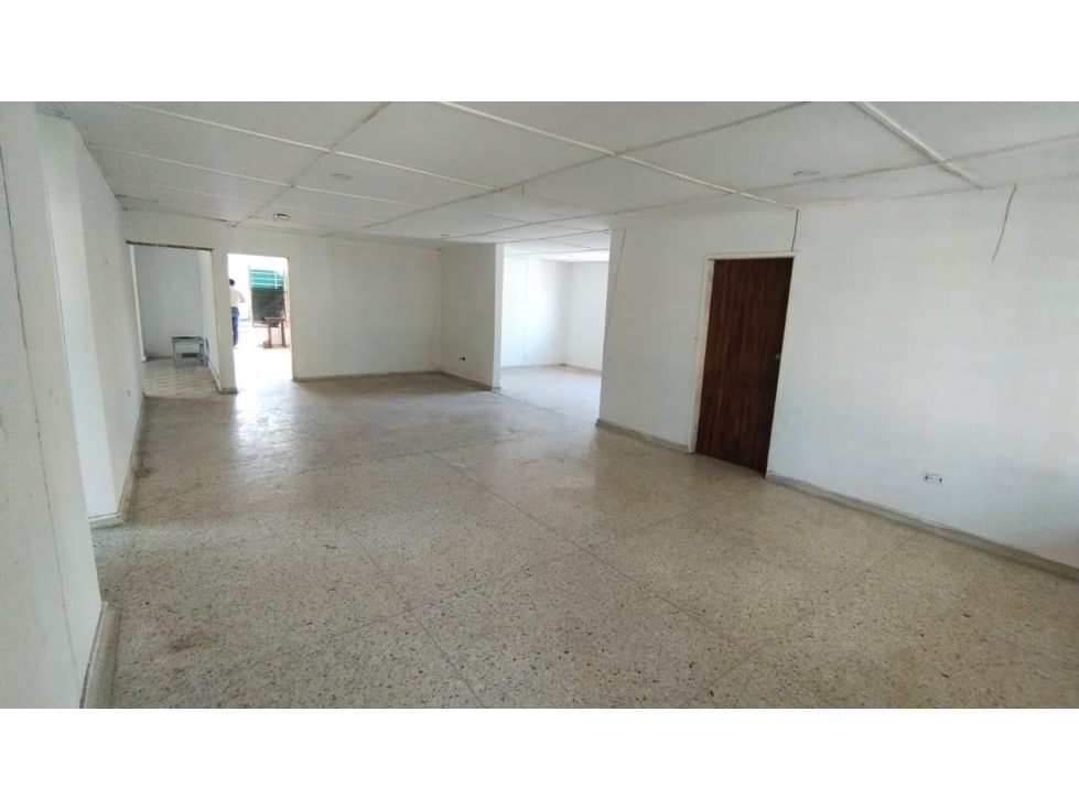 Casa en venta ciudad jardín con 2 locales