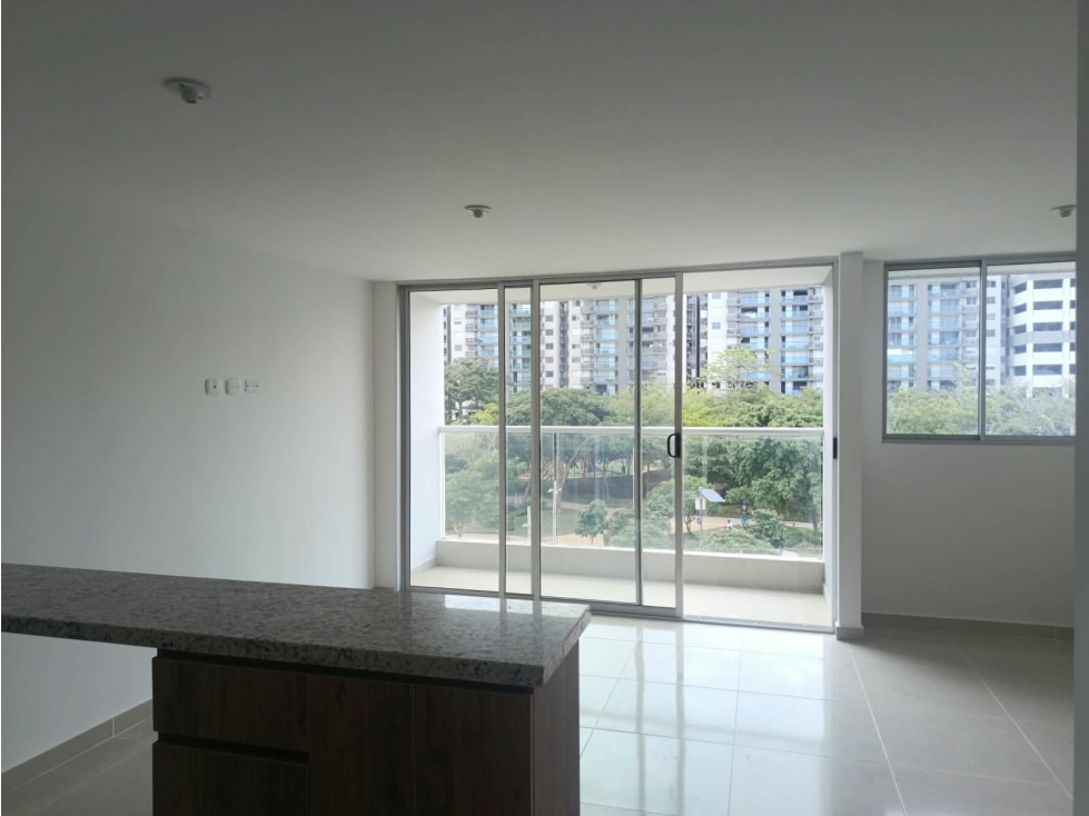 ARRIENDO APARTAMENTO MIRAMAR