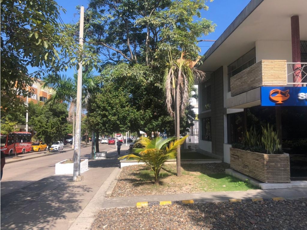 ARRIENDO OFICINA AMOBLADA EL PRADO