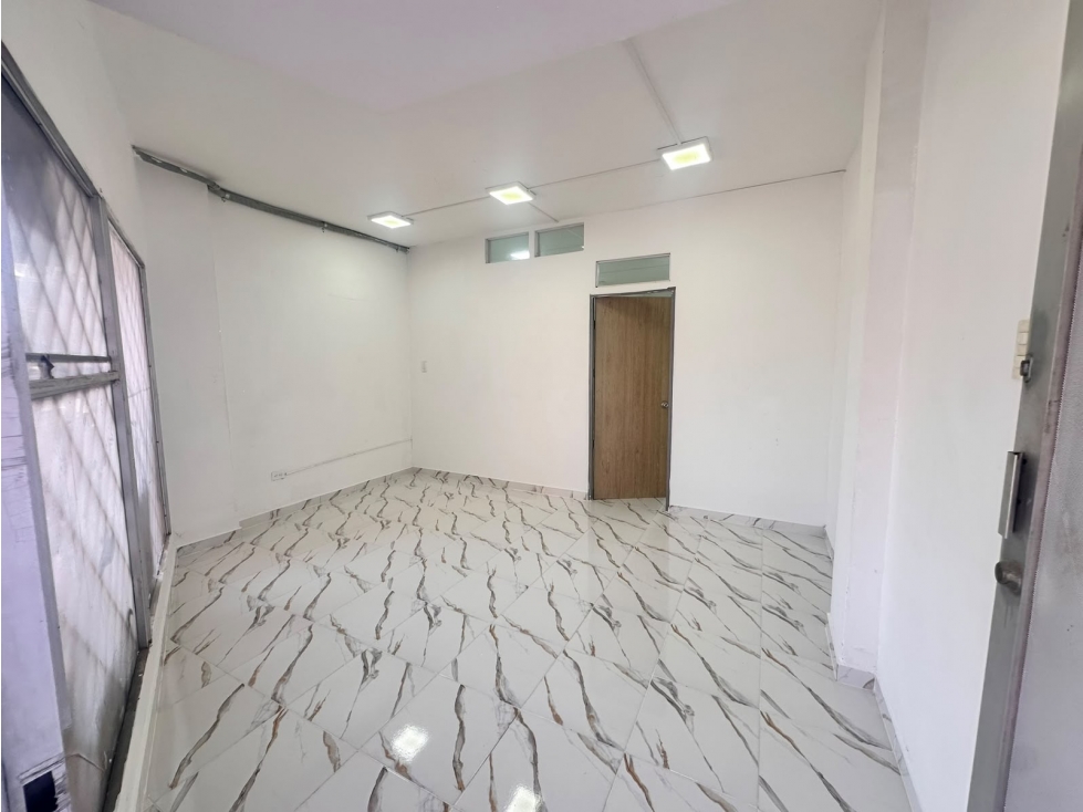 ARRIENDO LOCAL COMERCIAL ALTO PRADO — foto 2
