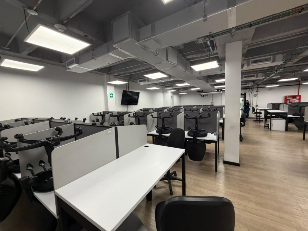 ARRIENDO OFICINAS Y ESPACIOS CALL CENTER ALTO PRADO - 2