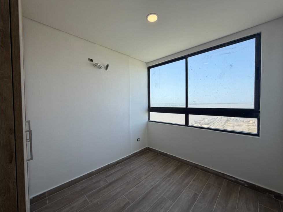 Cesión venta apartamento airbnb frente al río — foto 5
