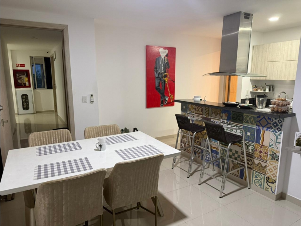 VENTA APARTAMENTO AMOBLADO ALTAMIRA