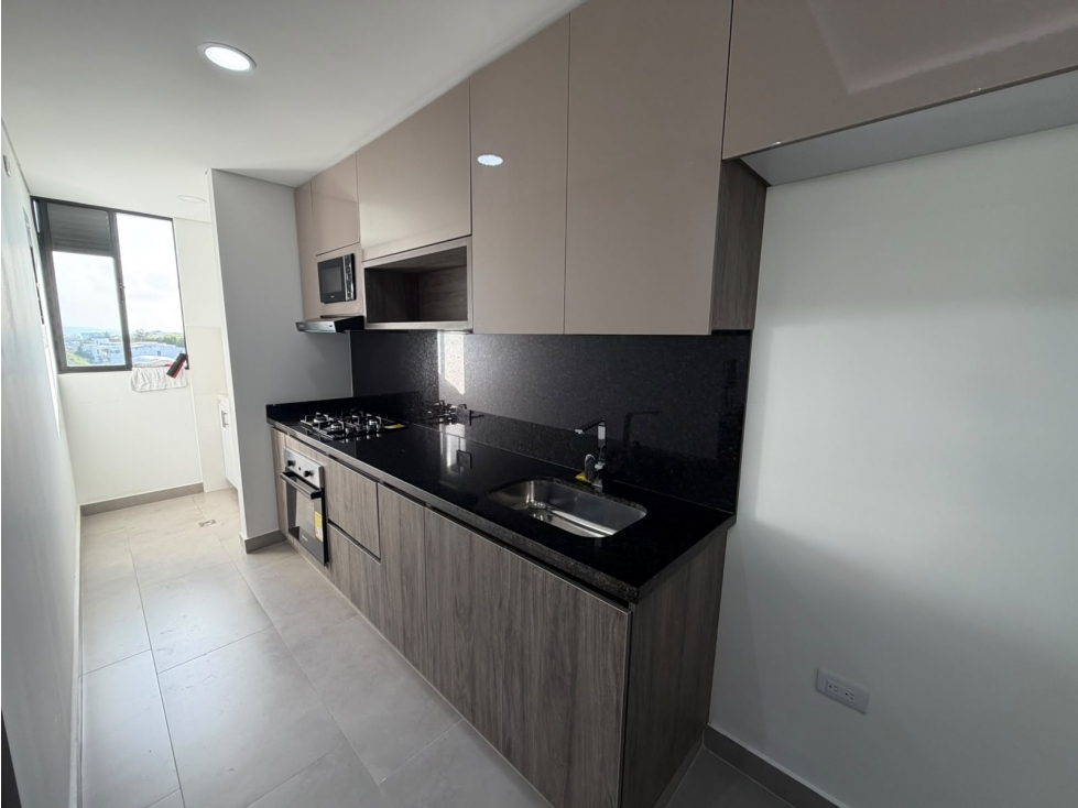 ARRIENDO APARTAMENTO CIUDAD JARDIN - 6
