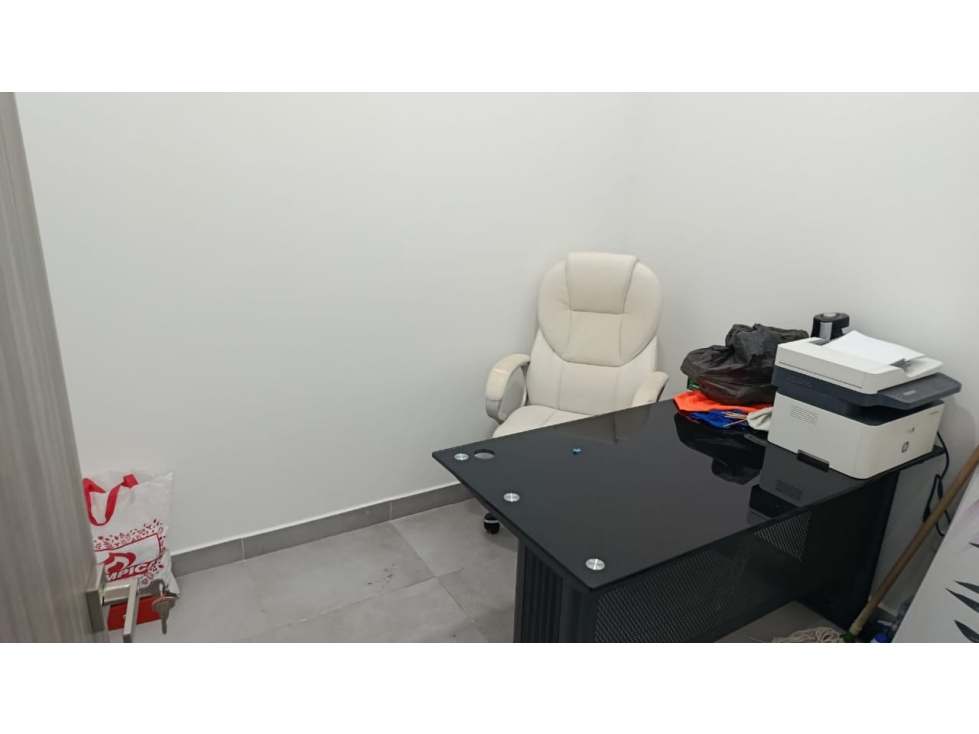 ARRIENDO OFICINA EN LAS DELICIAS — foto 5