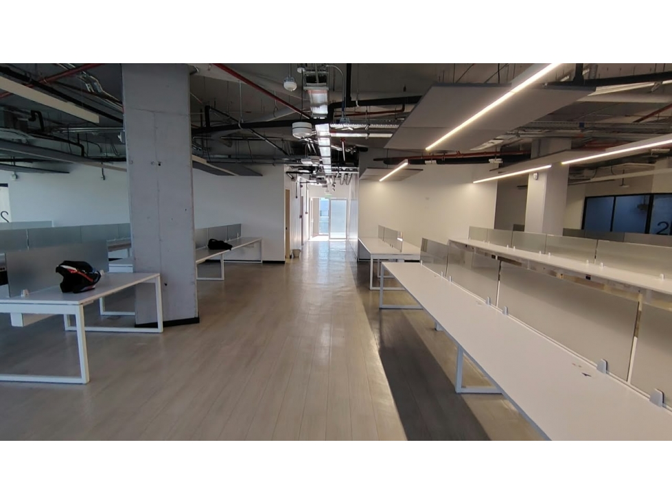 ARRIENDO OFICINA PORTAL DE GENOVES CANON+ IVA — foto 4