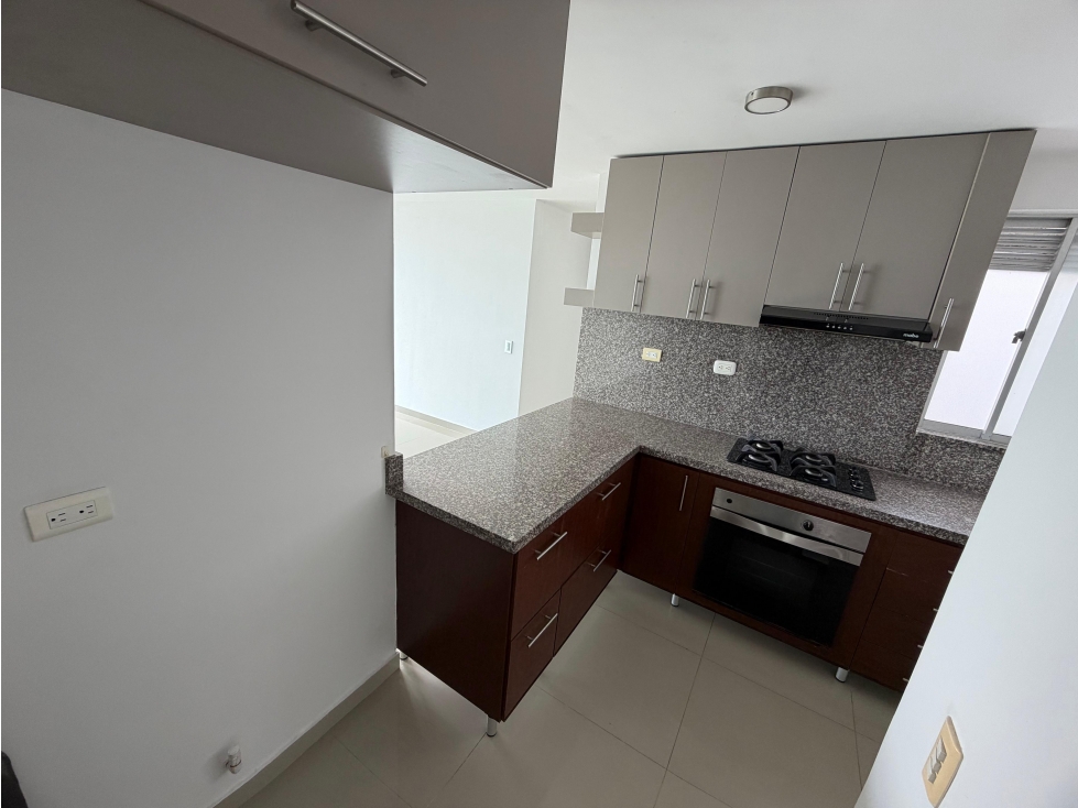 ARRIENDO APARTAMENTO VILLA CAROLINA - 3
