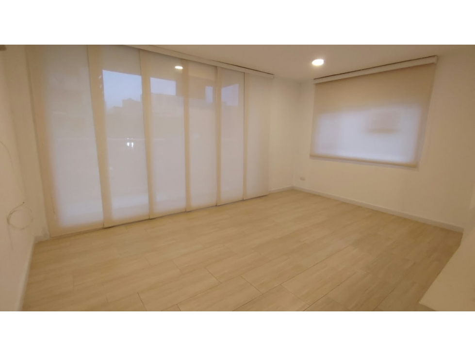 ARRIENDO APARTAMENTO RIO ALTO — foto 3