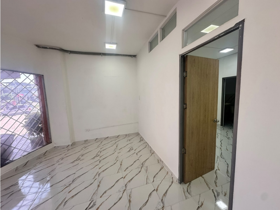 ARRIENDO LOCAL COMERCIAL ALTO PRADO — foto 4