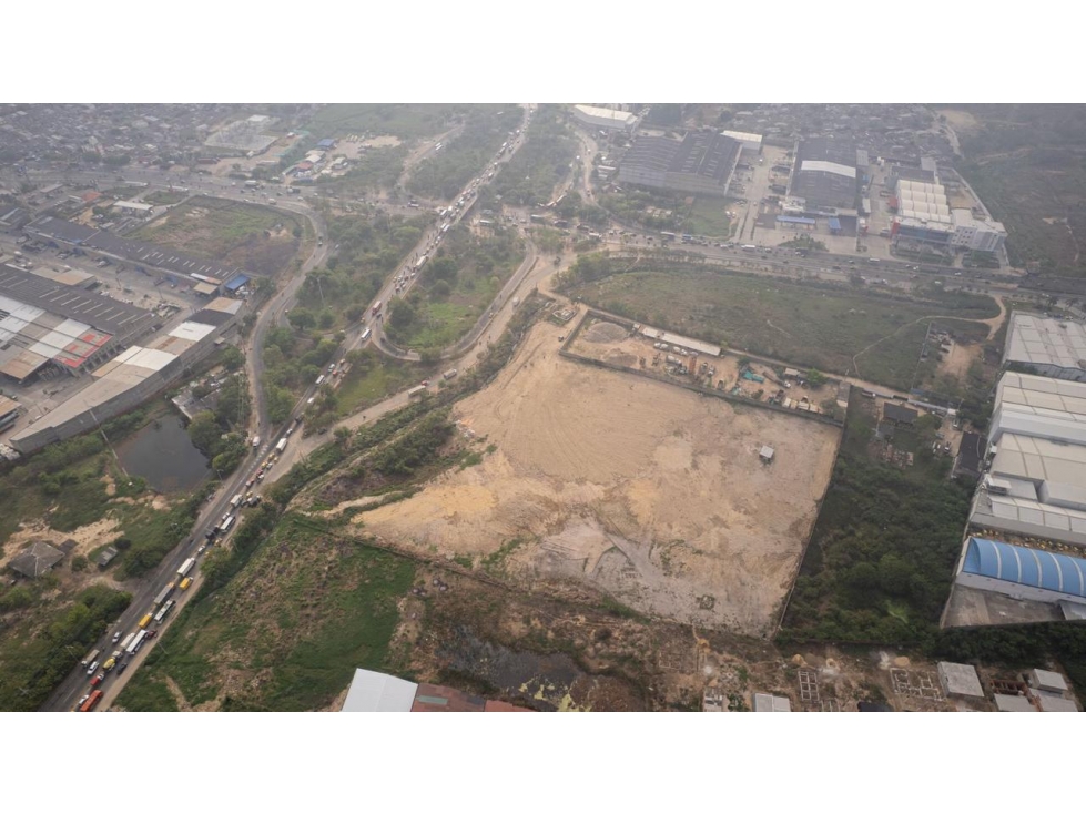 ARRIENDO LOTE COMERCIAL E INDUSTRIAL