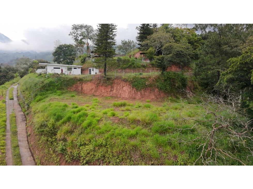 LOTE EN BARBOSA (ANTIOQUIA) — foto 4