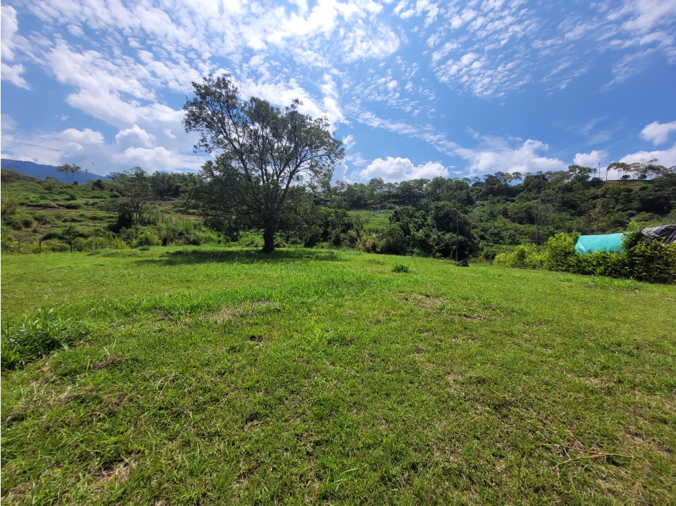 Lote en Venecia (suroeste antioqueño) - 2