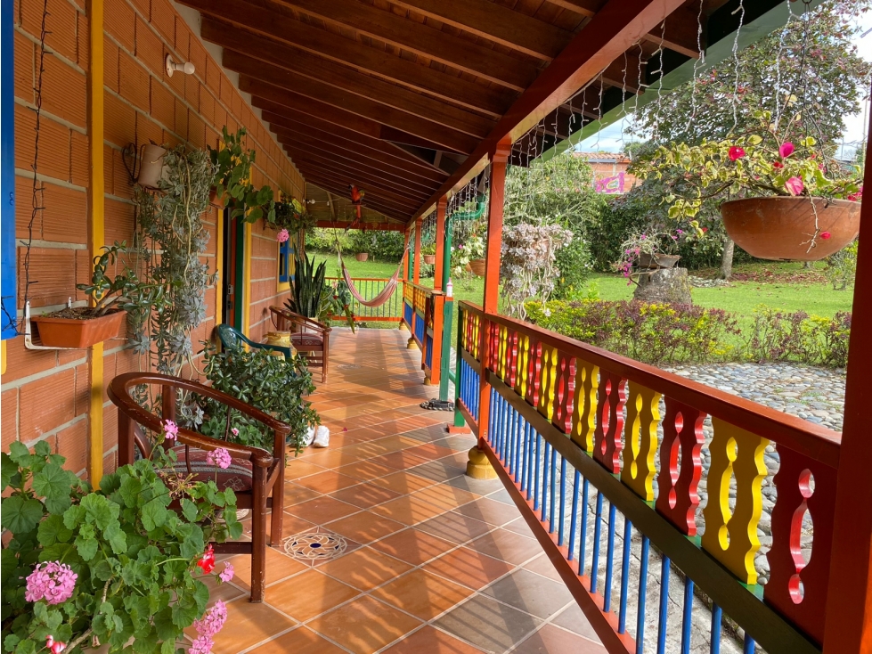 Finca en Fredonia (Marsella) - 2