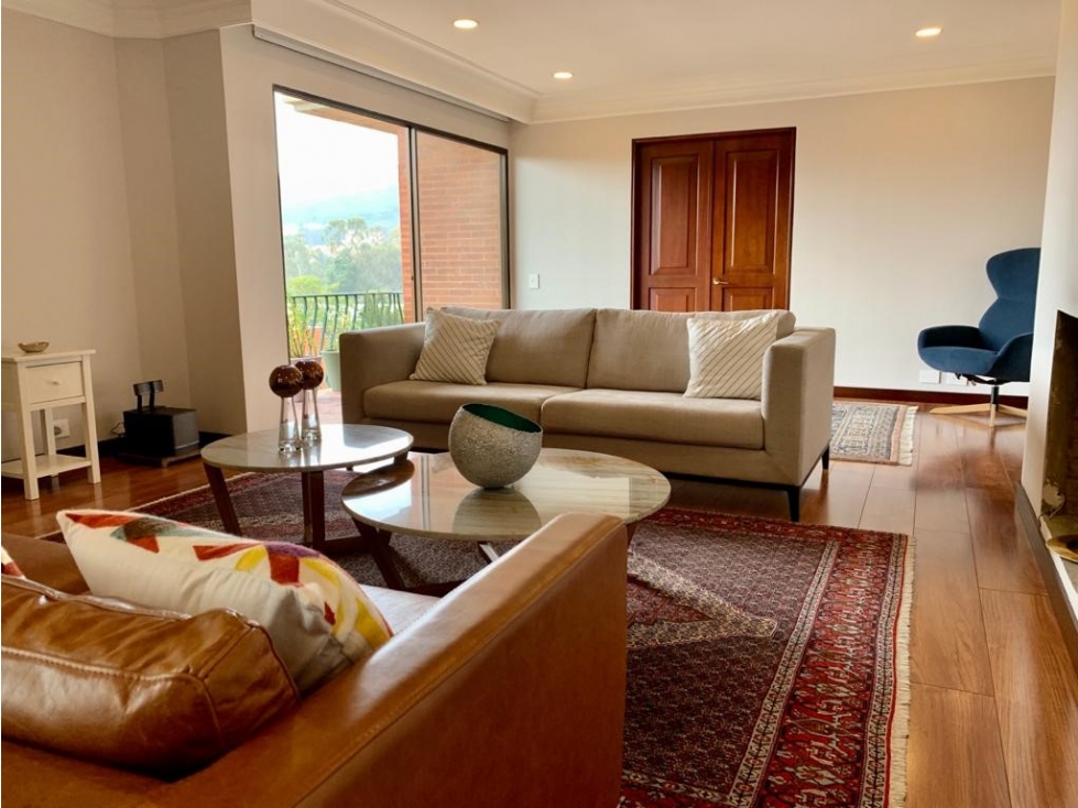 MBF190 Arriendo hermoso Pent House en La Carolina