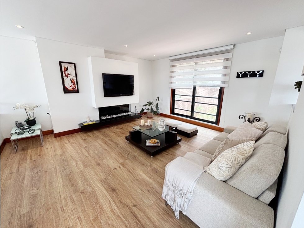 MM259 - VENDO CASA EN BOSQUE MEDINA — foto 4