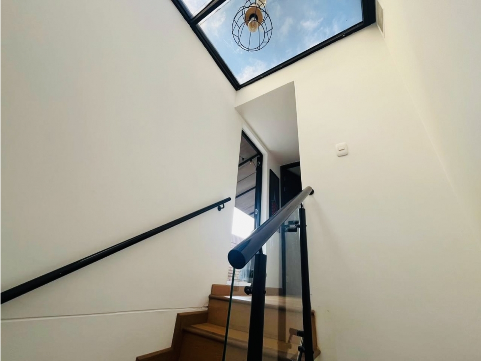 Apto Duplex terraza cedritos — foto 6