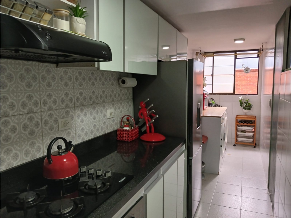 Arriendo apartamento en Cedritos 5to piso exterior — foto 4