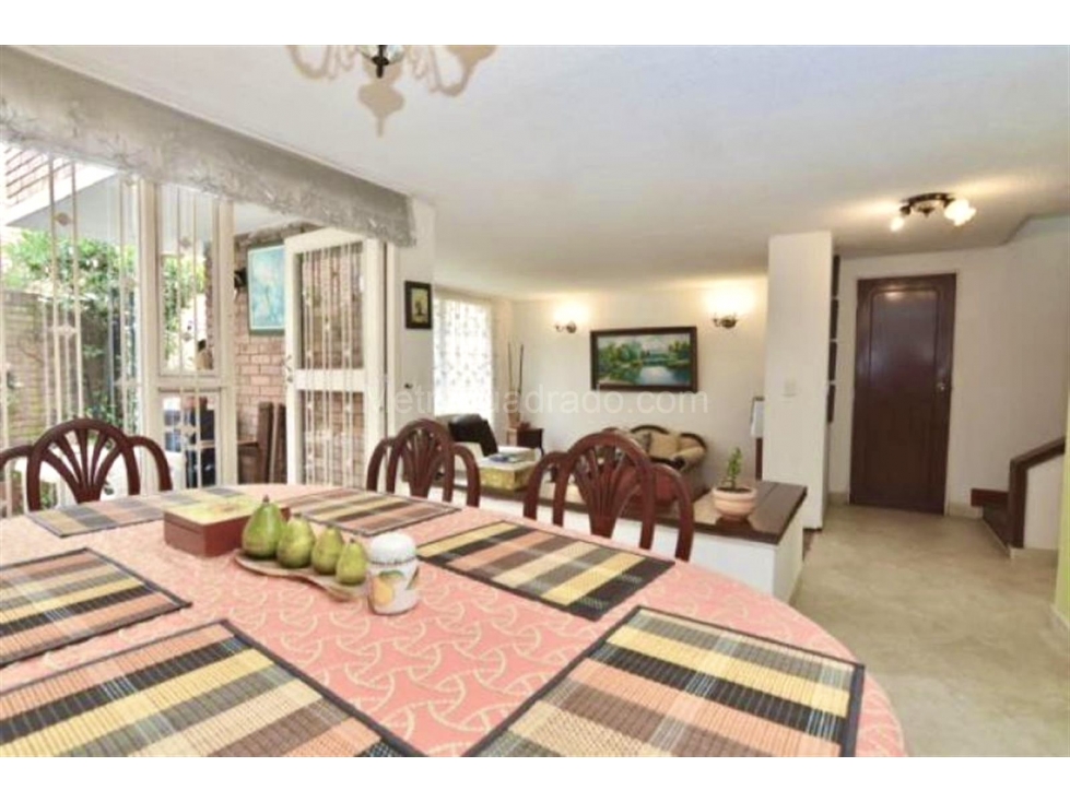 Casa en Niza con apto independiente rentando 1.800.000 mes — foto 3