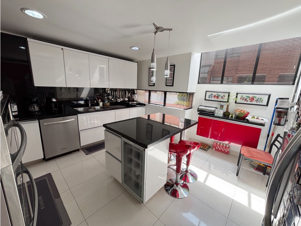 MM255 - CASA EN CONJUNTO CERRADO CON PATIO Y BALCON — foto 5