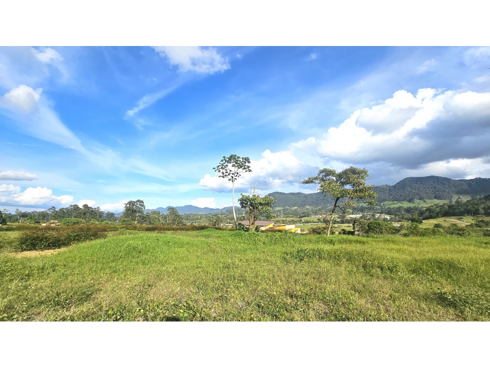 Venta de lotes La Ceja, 100% planos, en condominio con financiación