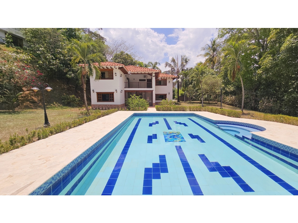 Casa campestre venta Santa Fe, casa colonial, lote plano, piscina — foto 2