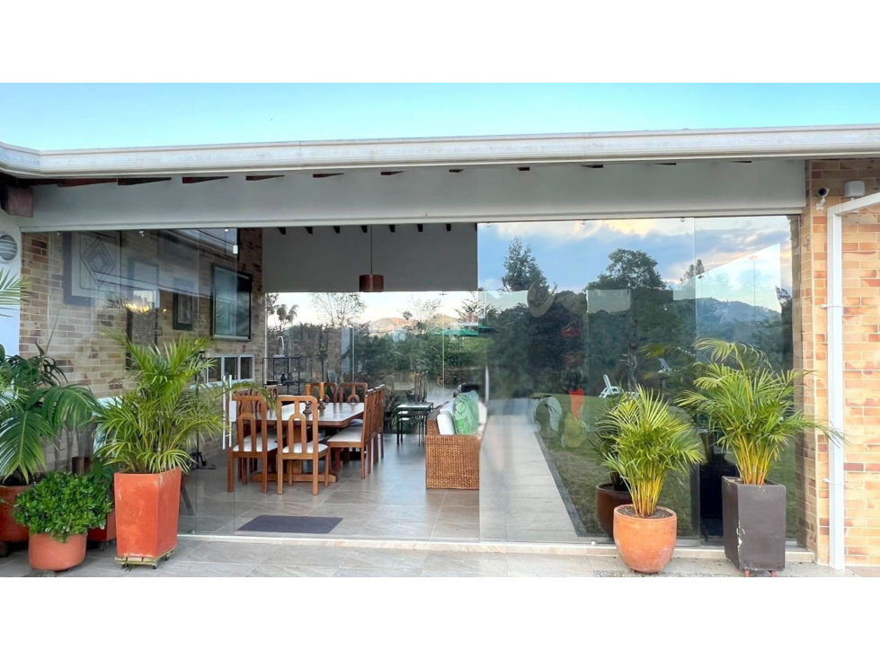 Venta finca El Retiro una cuadra, hermosa, posibilidad de caballerizas — foto 6
