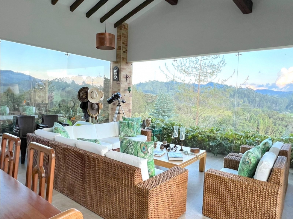 Venta finca El Retiro una cuadra, hermosa, posibilidad de caballerizas — foto 5