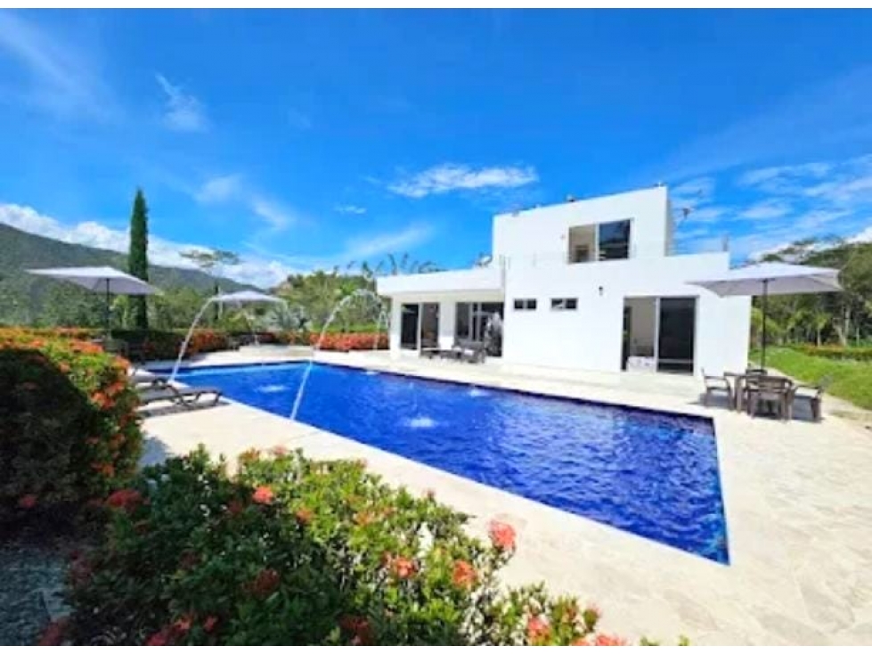 Venta casa campestre en Sopetrán amoblada con piscina y jacuzzi — foto 3