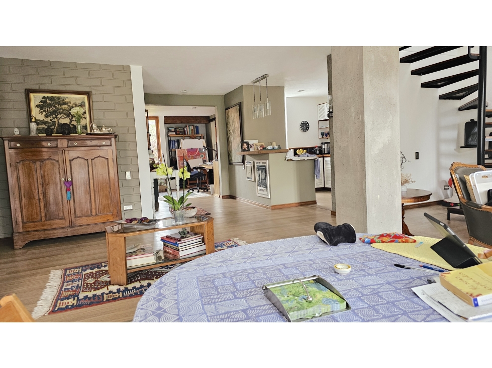 Venta de casa en El Retiro con jardín y terraza, urbanización segura — foto 2