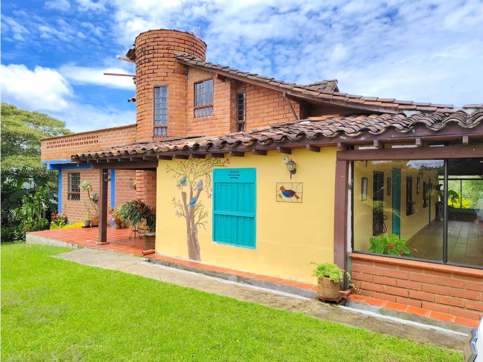 Venta de Finca en Marinilla, amoblada, rústica y con sabor a campo. — foto 4