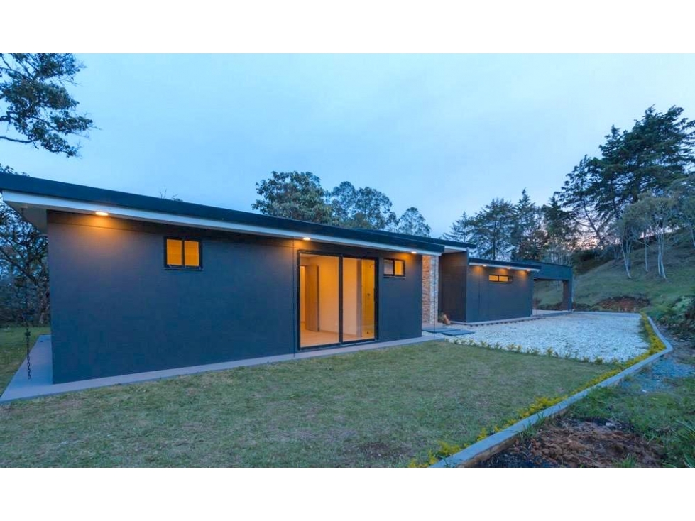 Finca en venta para estrenar en Rionegro, con vista y agua natural. — foto 4