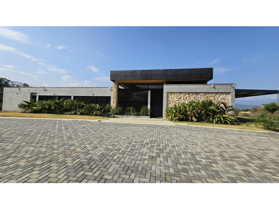 Venta casa campestre en Sopetrán de lujo, nueva y con vista panorámica — foto 2