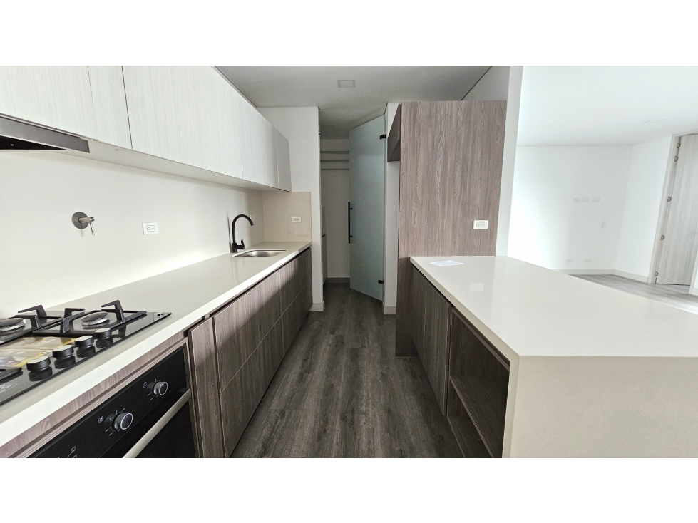 Apartamento Venta El Poblado, Medellín, nuevo y cerca a El Tesoro — foto 6
