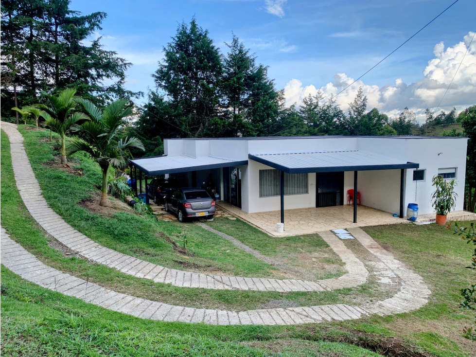 Venta casa campestre en Rionegro con 2 aptos en el mismo lote — foto 5