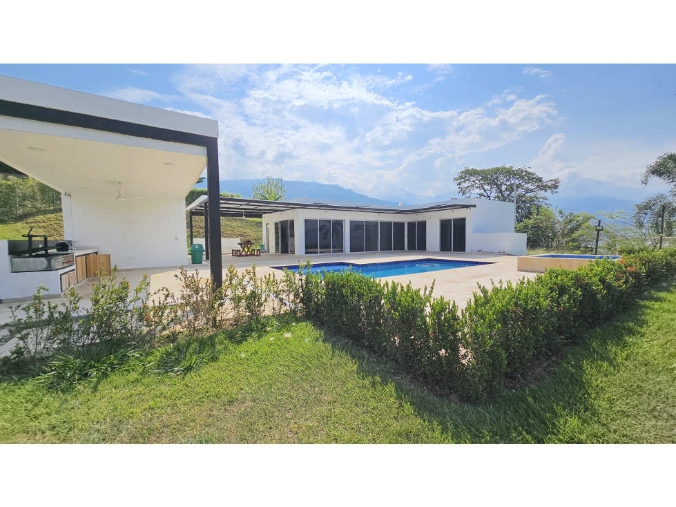 Venta casa campestre Sopetrán con piscina, para descanso o renta corta — foto 2