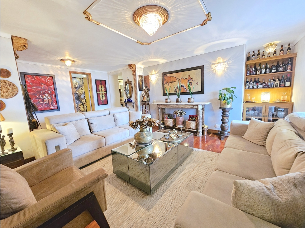 Venta apartamento en El Poblado, Castropol con vista y 3 parqueaderos — foto 6