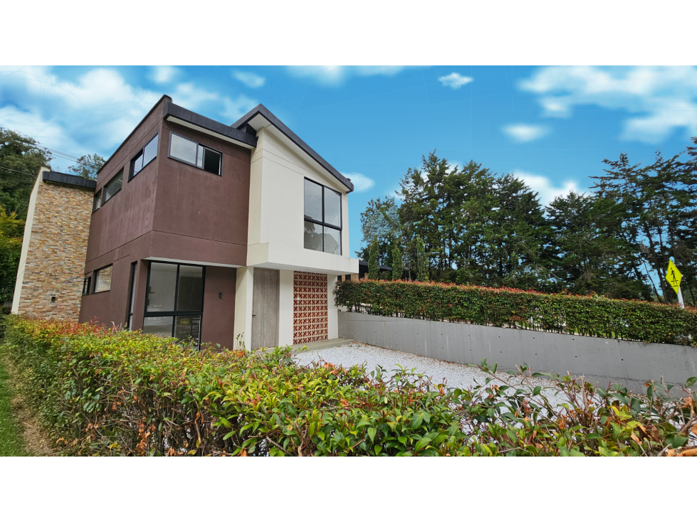 Venta de casa campestre en Rionegro con 4 alcobas y terraza — foto 2