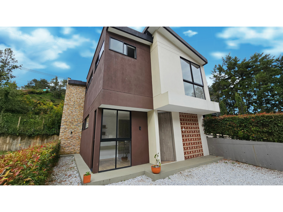 Venta de casa campestre en Rionegro con 4 alcobas y terraza — foto 3