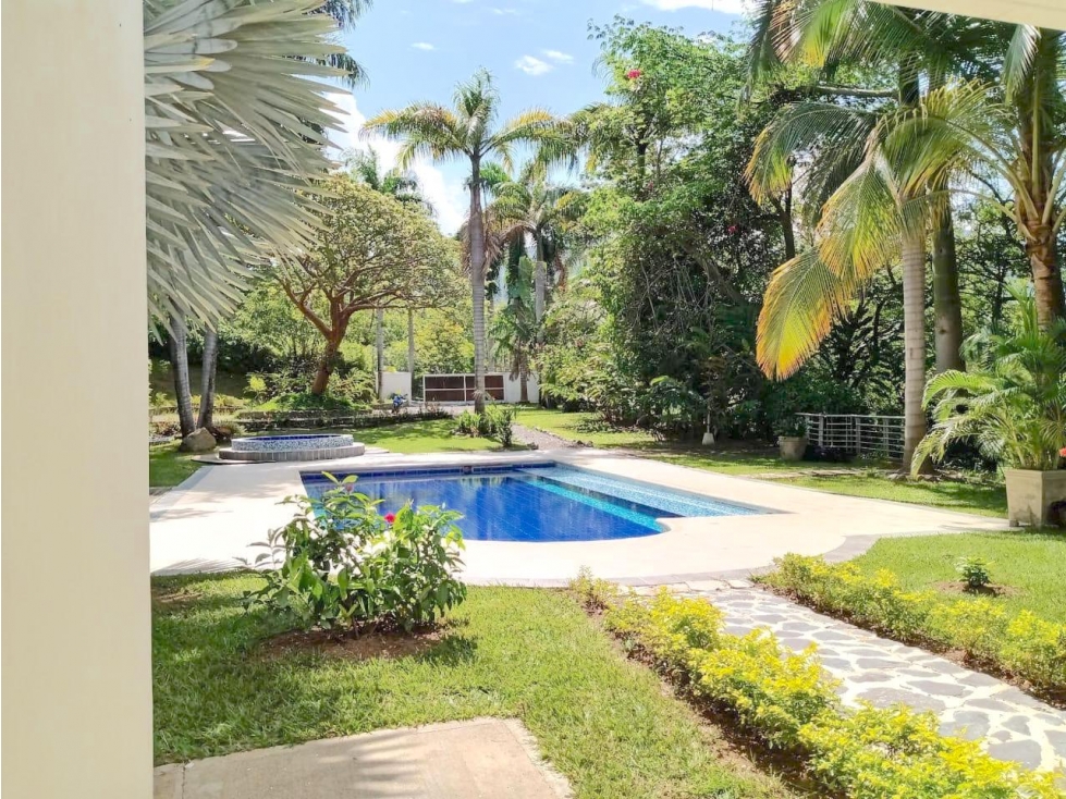 Venta casa campestre en Santa Fé para familias grandes con lote amplio — foto 3