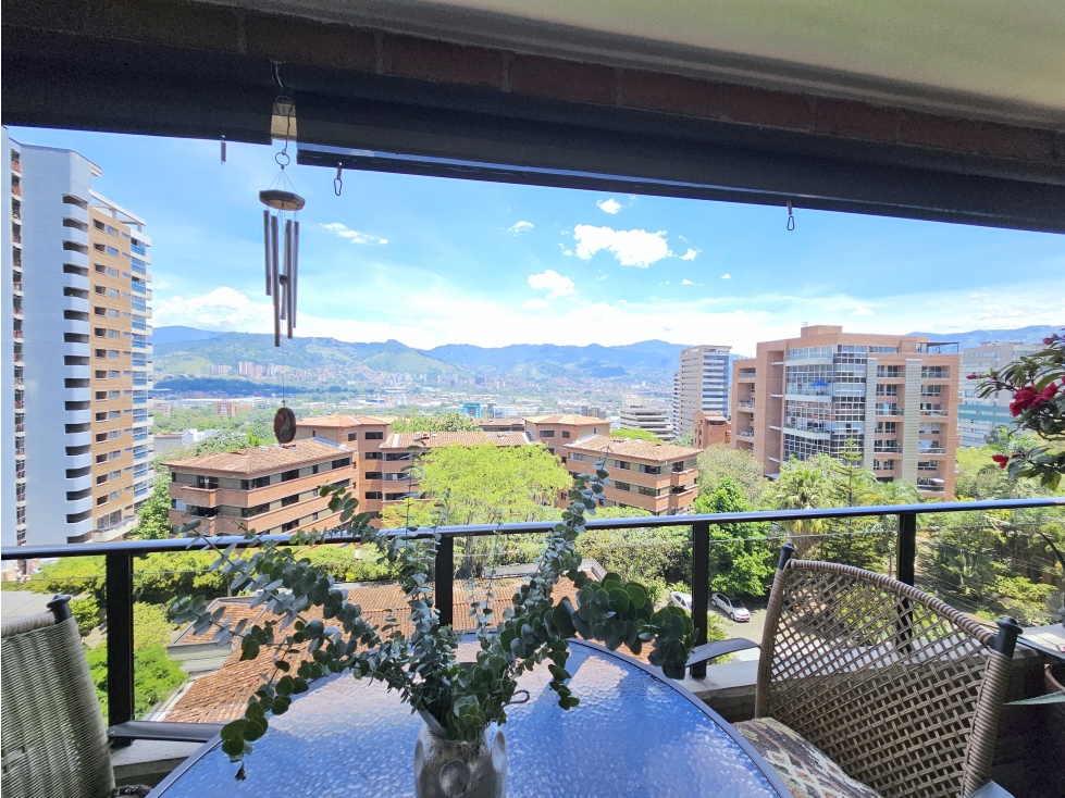 Venta apartamento en El Poblado, Castropol con vista y 3 parqueaderos — foto 5