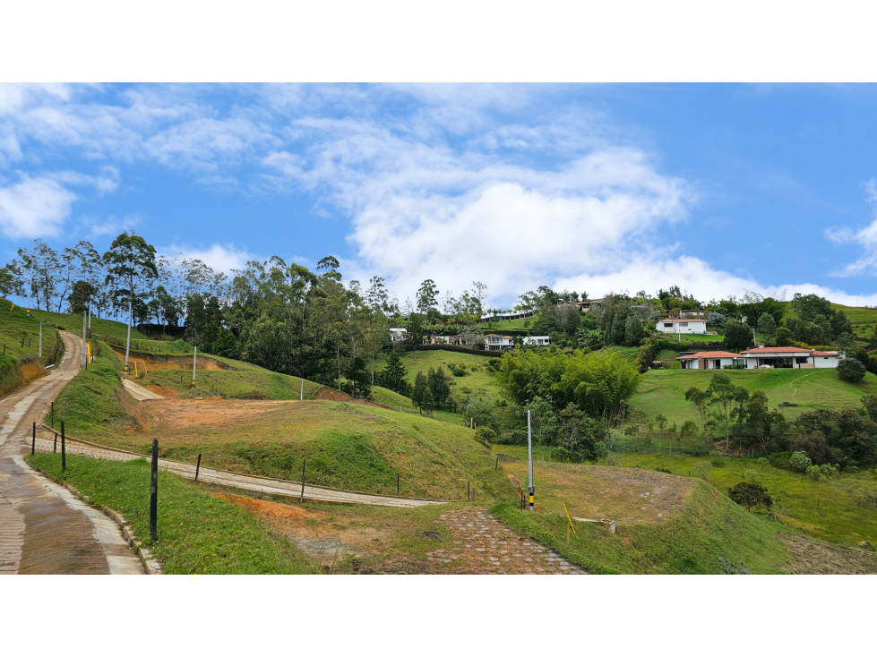 Venta de lote en San Vicente antes del pueblo, escrituras 100% - 3