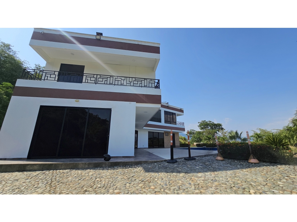 Venta casa campestre Sopetrán, vista espectacular y 6 alcobas amplias — foto 5